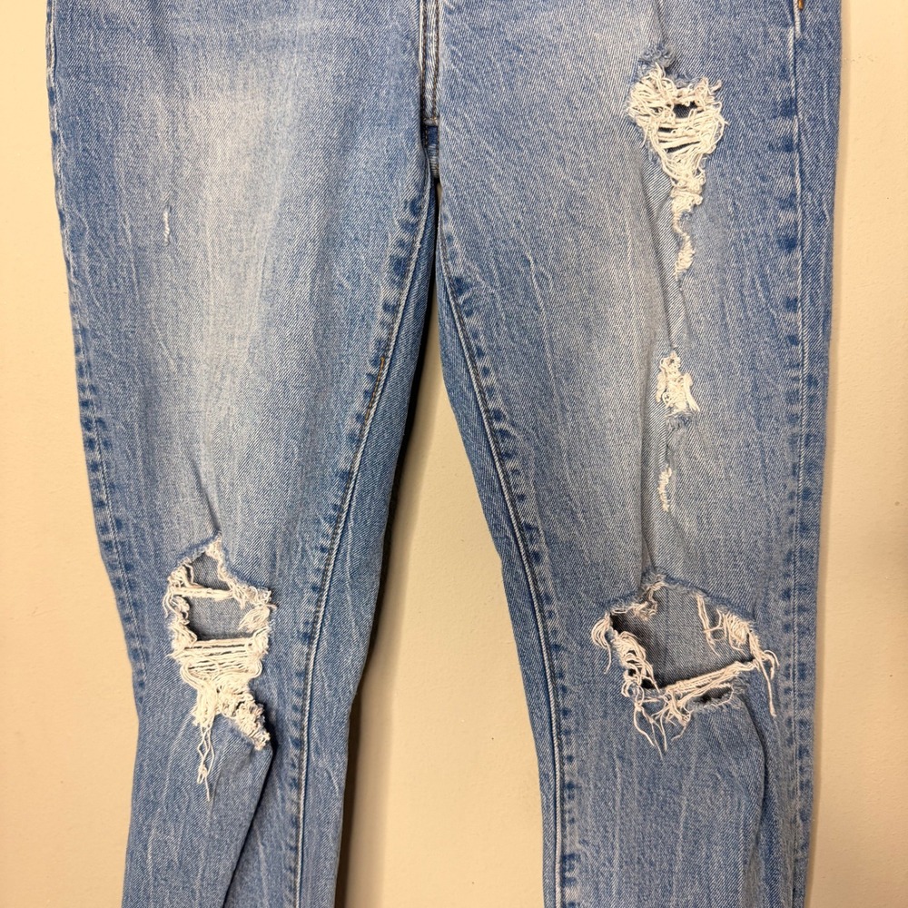 Abercrombie & Fitch The Boyfriend Jeans Womens 27/4 Short Light Wash Distressed - Picture 6 of 11